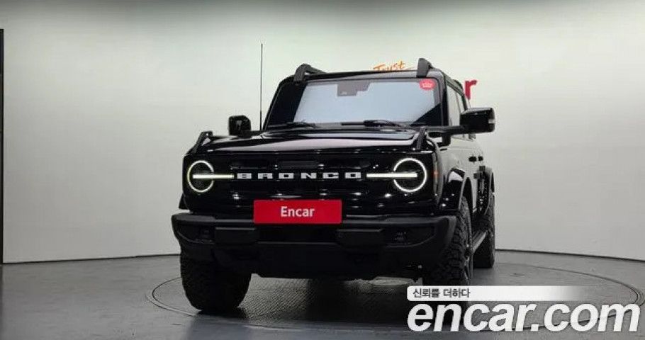 Ford Bronco 