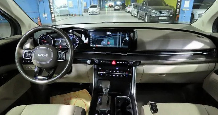 Kia Carnival 
