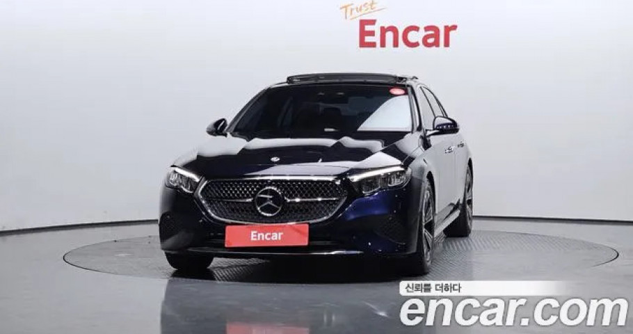 Mercedes-Benz E-Class 