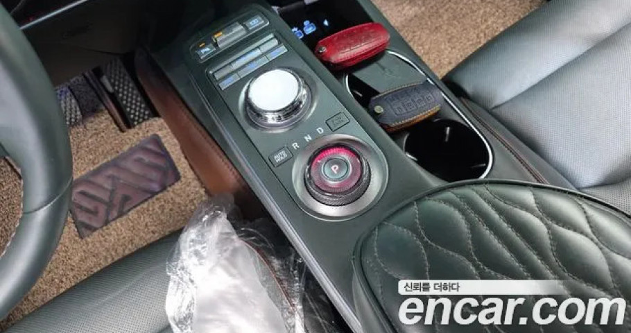 Genesis Gv70 