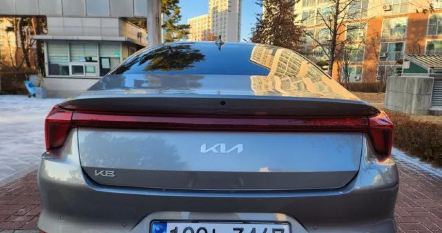 Kia K8 