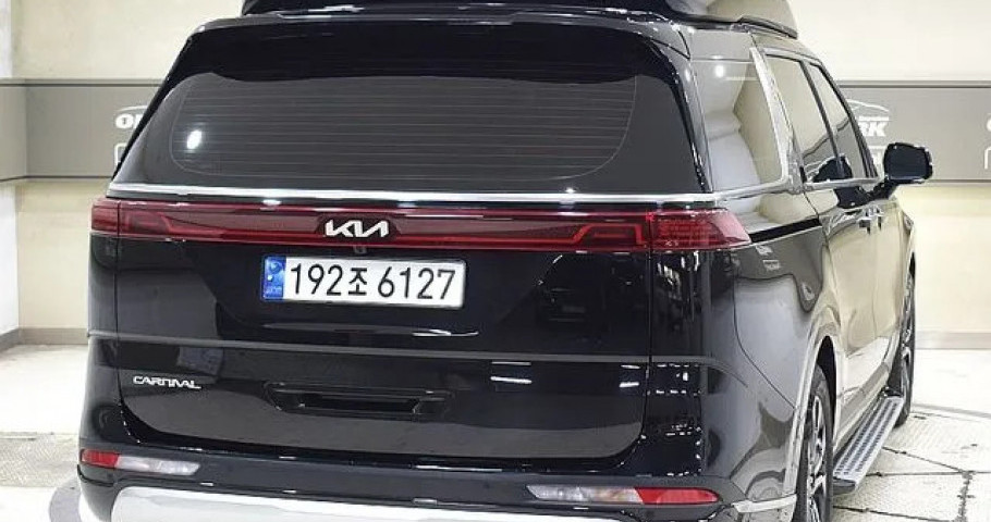 Kia Carnival 