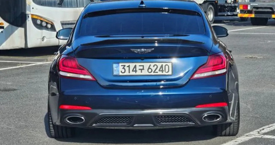 Genesis G70 