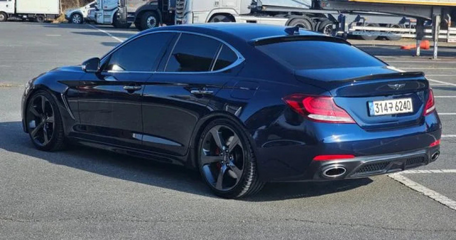 Genesis G70 
