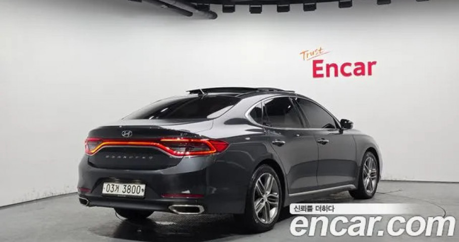 Hyundai Grandeur 