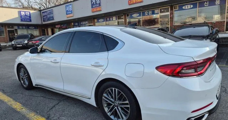 Hyundai Grandeur 