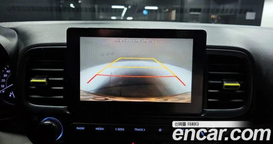 Hyundai Venue 