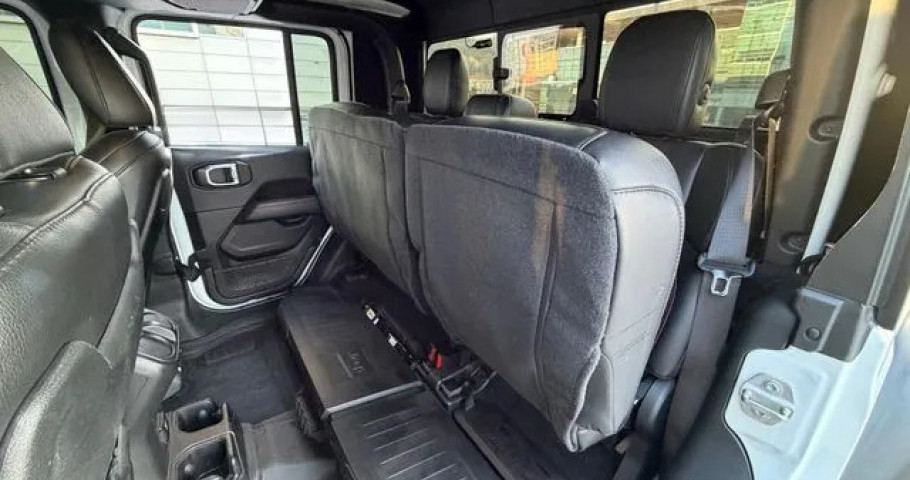 Jeep Gladiator 