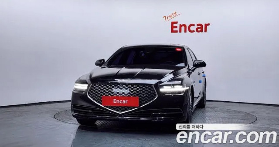 Genesis G90 