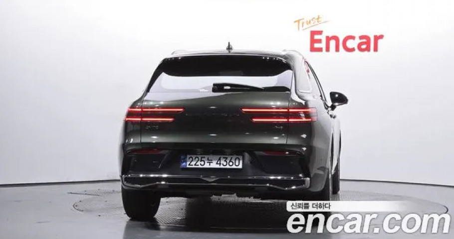 Genesis Gv70 