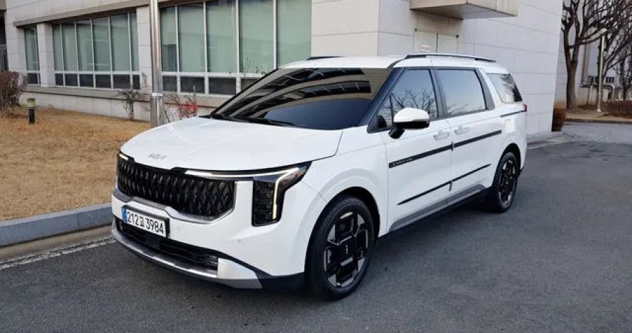 Kia Carnival 