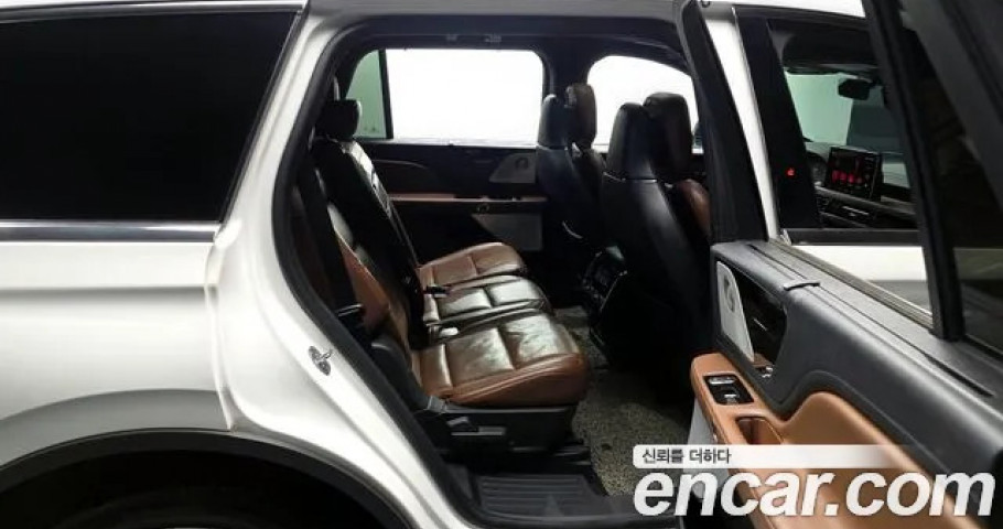 Lincoln Aviator 