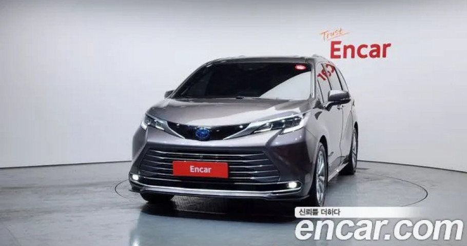 Toyota Sienna 
