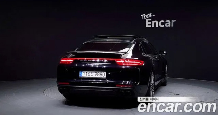 Porsche Panamera 