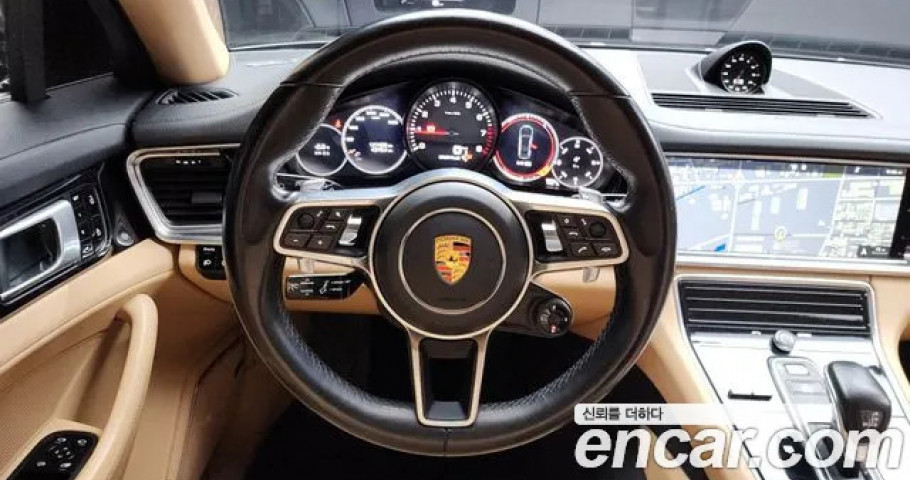 Porsche Panamera 
