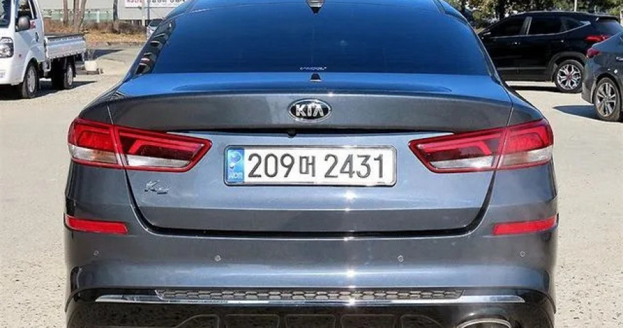 Kia K5 