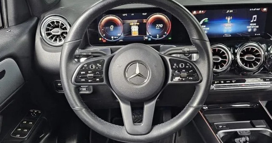 Mercedes-Benz Glb-Class 