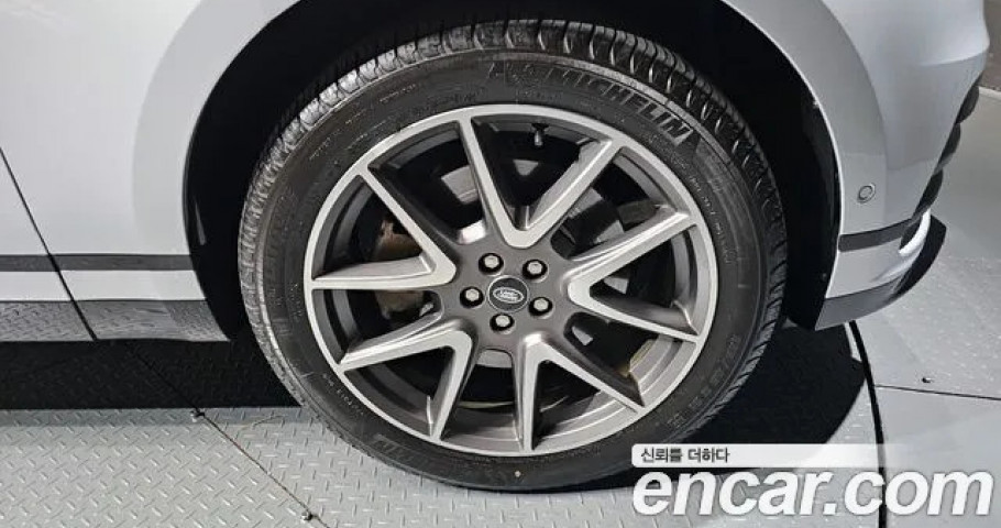 Land Rover Range Rover Velar 