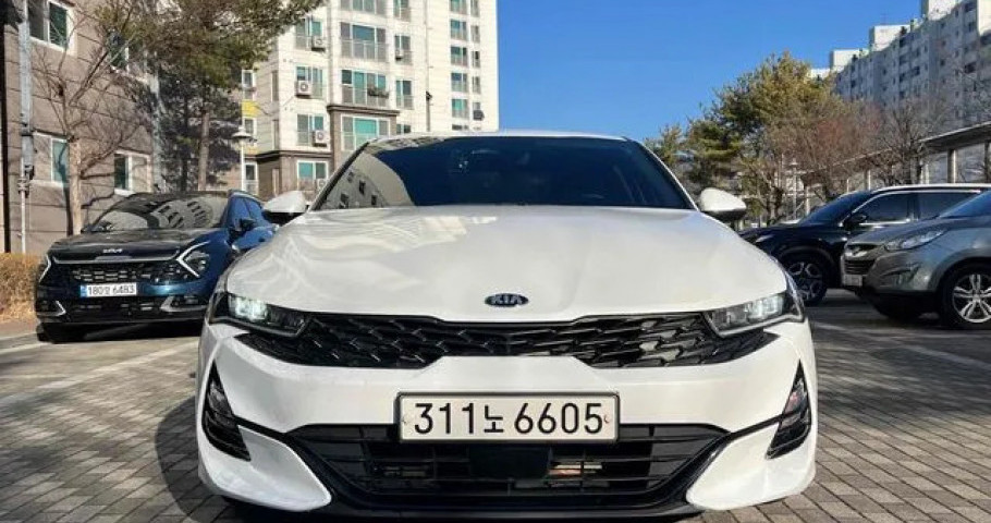 Kia K5 