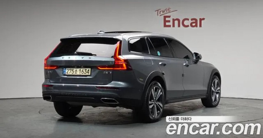 Volvo V60 