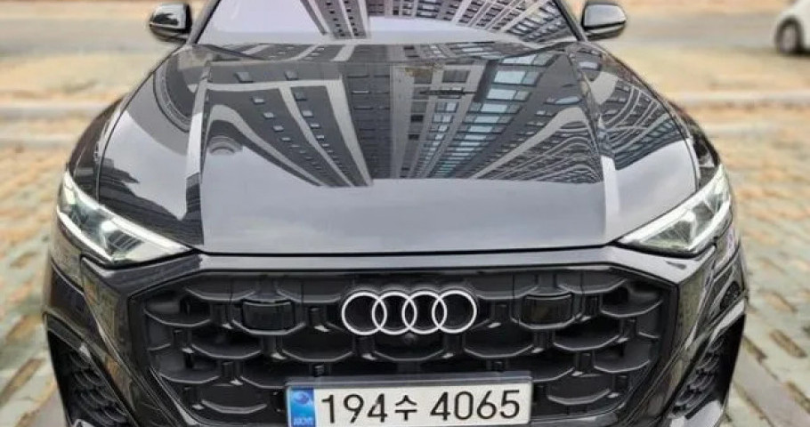 Audi Q8 