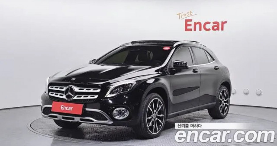 Mercedes-Benz Gla-Class 
