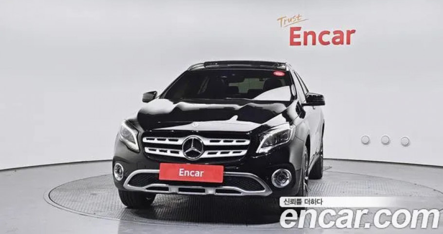 Mercedes-Benz Gla-Class 