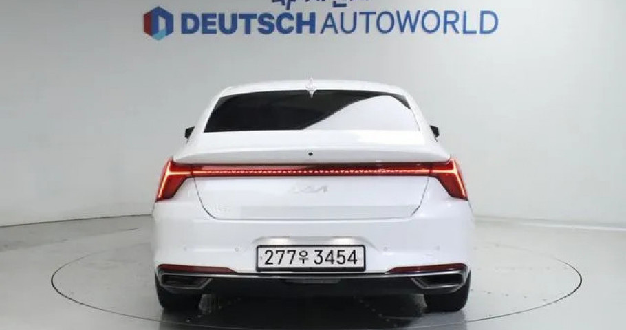 Kia K8 