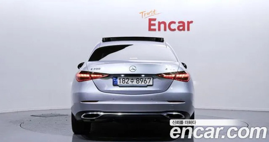 Mercedes-Benz C-Class 
