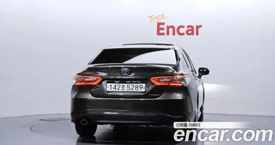 Toyota Camry 