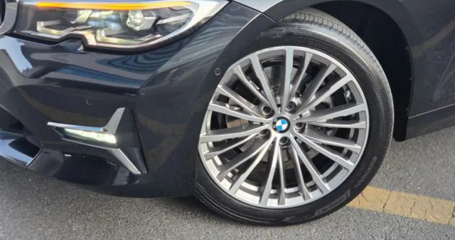 Bmw 3-Series 