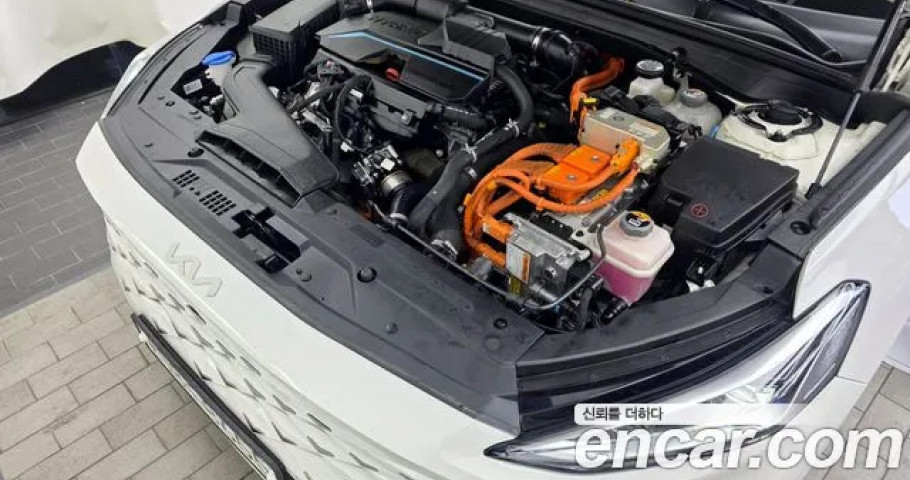 Kia K8 