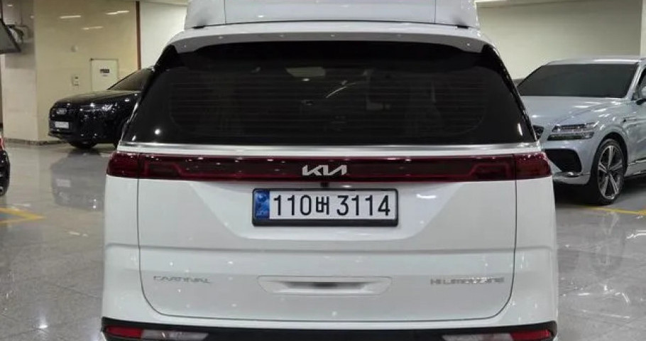 Kia Carnival 