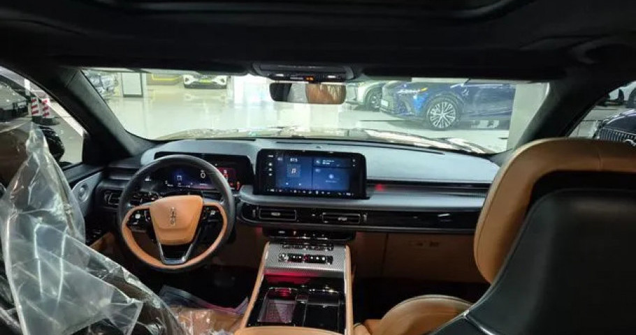 Lincoln Aviator 