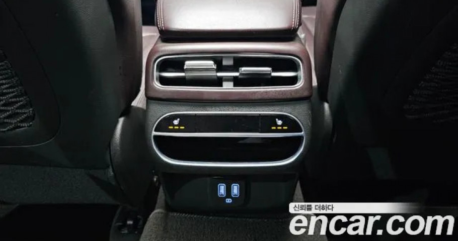 Genesis Gv70 