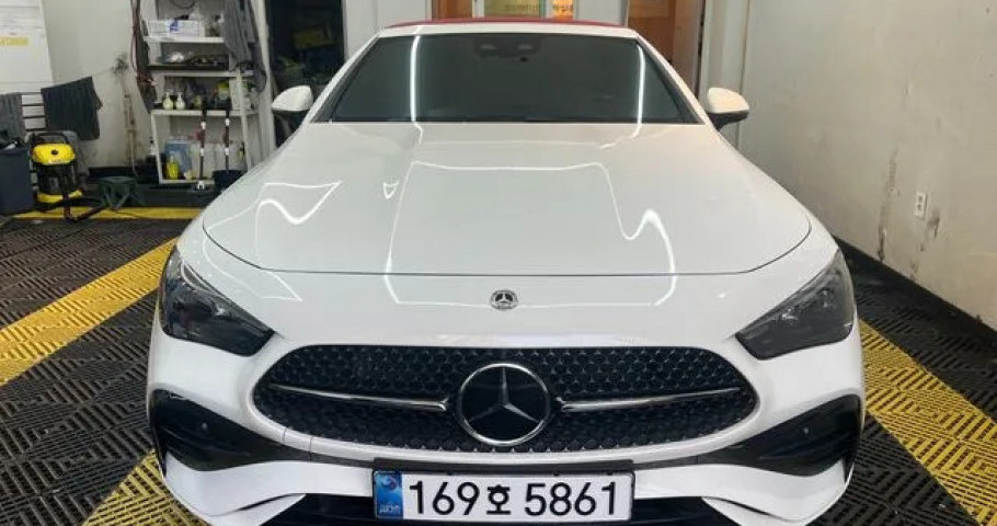 Mercedes-Benz Cle-Class 