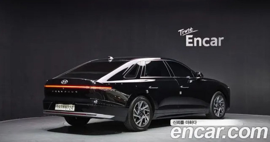 Hyundai Grandeur 
