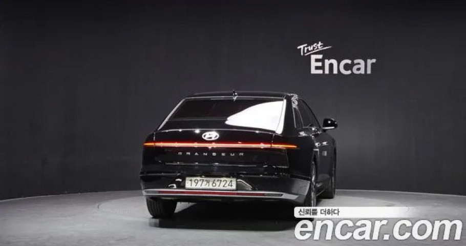 Hyundai Grandeur 