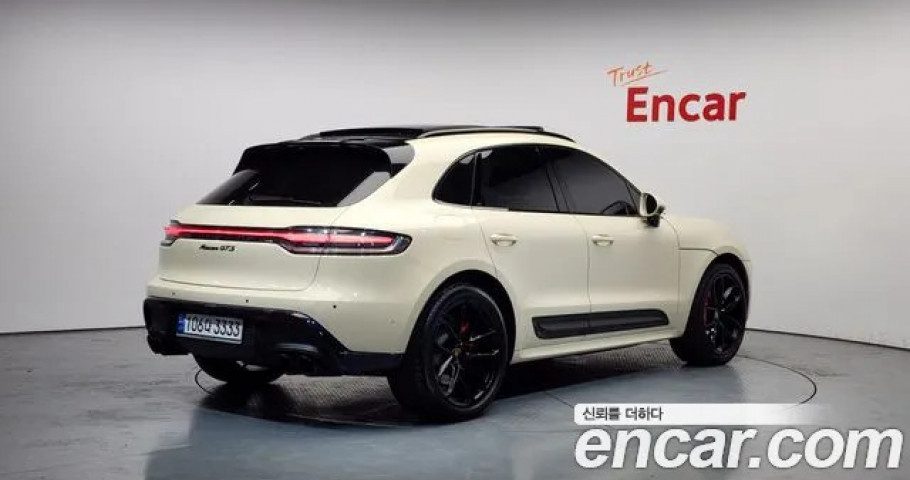 Porsche Macan 