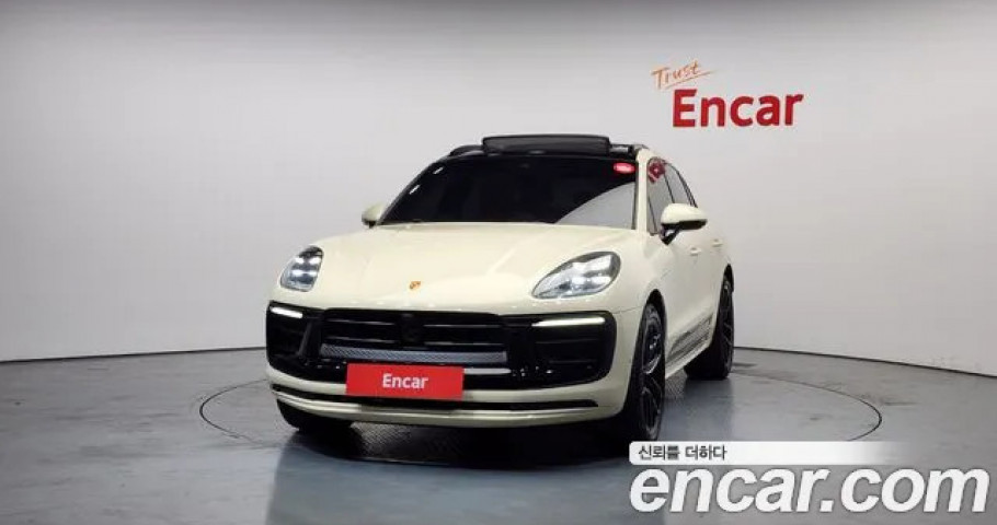 Porsche Macan 