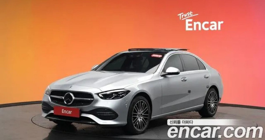 Mercedes-Benz C-Class 