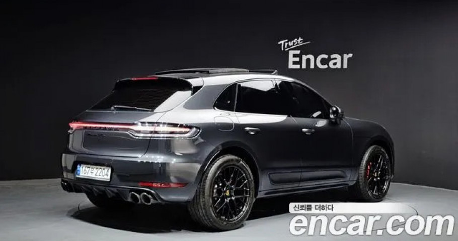Porsche Macan 