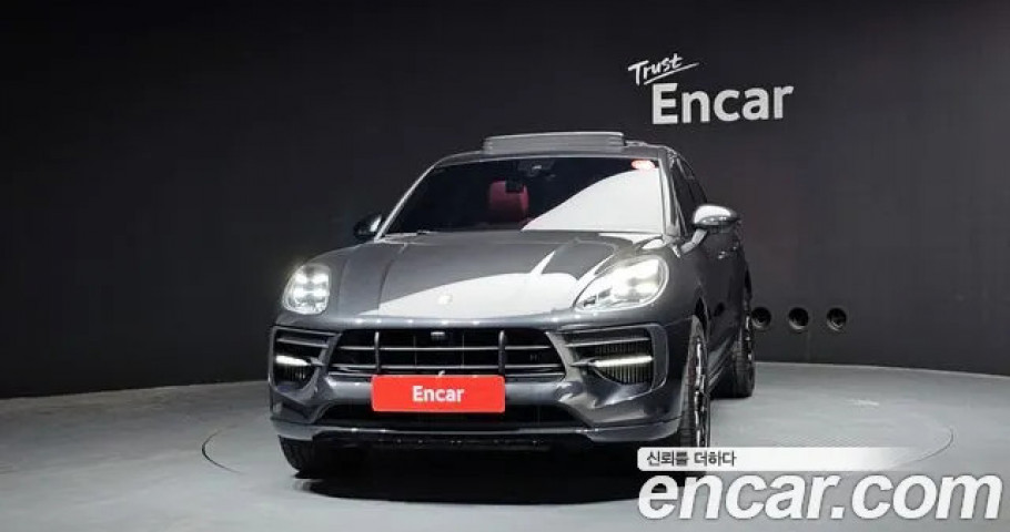 Porsche Macan 