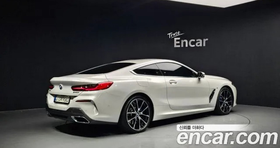 Bmw 8-Series 