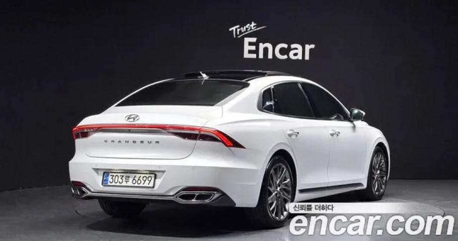 Hyundai Grandeur 