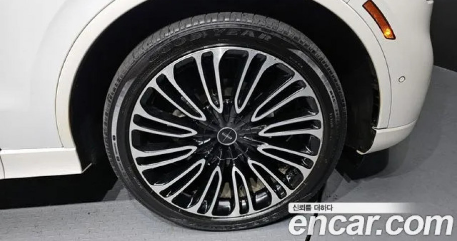 Lincoln Aviator 