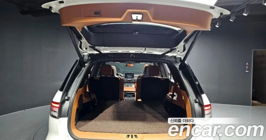 Lincoln Aviator 