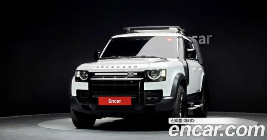 Land Rover Defender 