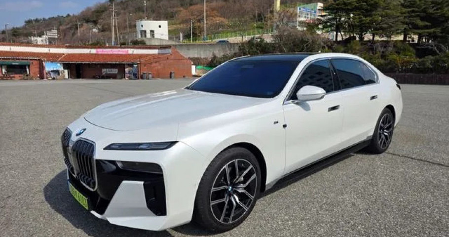 Bmw 7-Series 