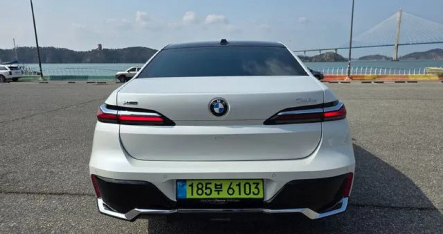Bmw 7-Series 